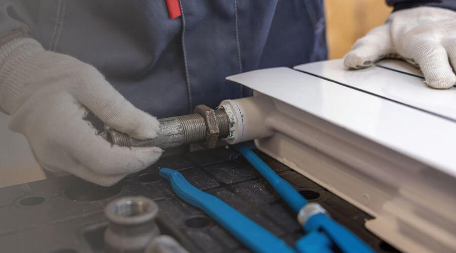 Expert burst pipe repair services in Marionville, MO